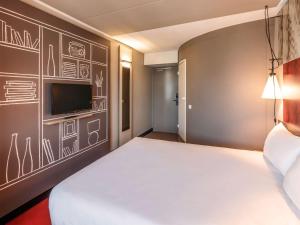 Ibis Amsterdam City West - Policies and Important Information