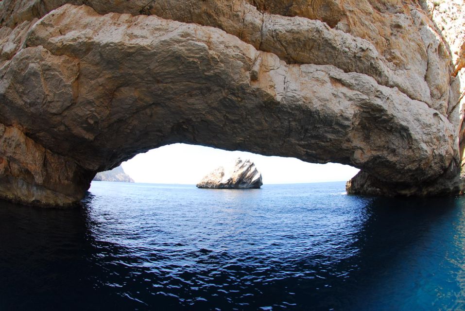 Ibiza: Beach and Cave Snorkeling Tour by Boat - Customer Ratings Breakdown