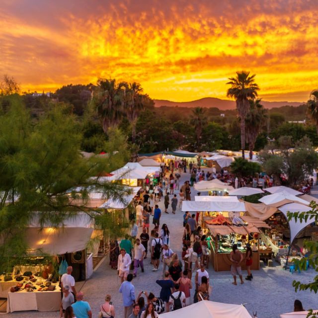 IBIZA Hippie Market - Artisanal Products and Ethnic Crafts