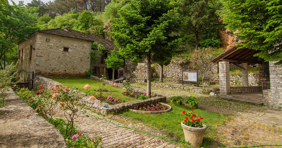 Ioannina: Traditional Food and Culture Walking Tour - Important Tour Information