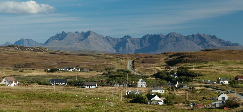 Isle of Skye: Tour the Highlights and Hidden Beauties. - Personalized Guided Experience