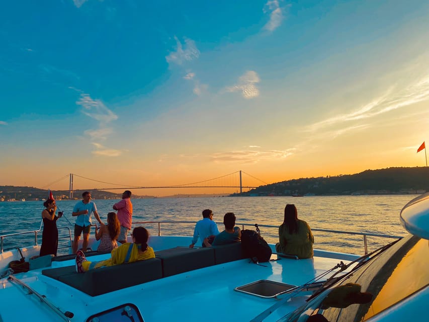 Istanbul: Bosphorus Sunset Yacht Cruise With Live Guide - Important Information