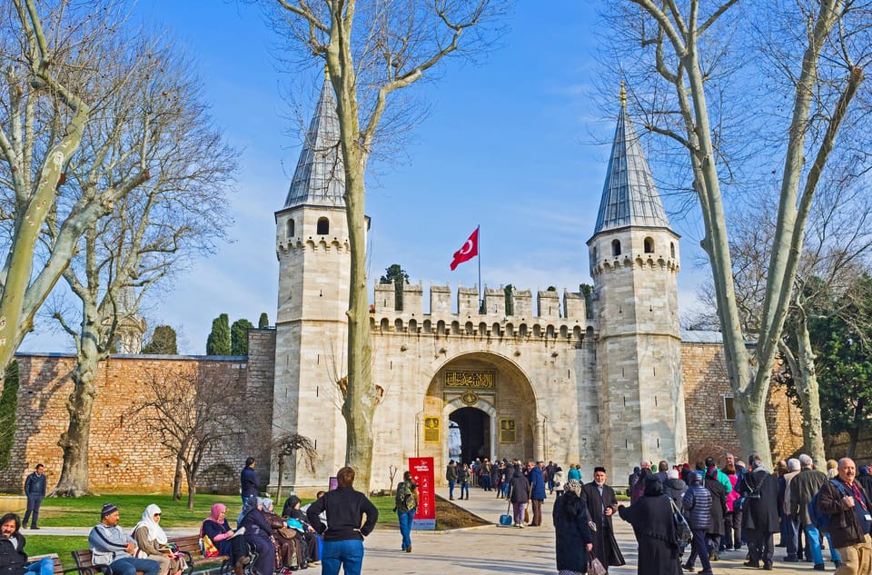 Istanbul: Half Day Topkapai Palace, Irene Hagia Tour W/Guide - Discovering Sultan Tombs