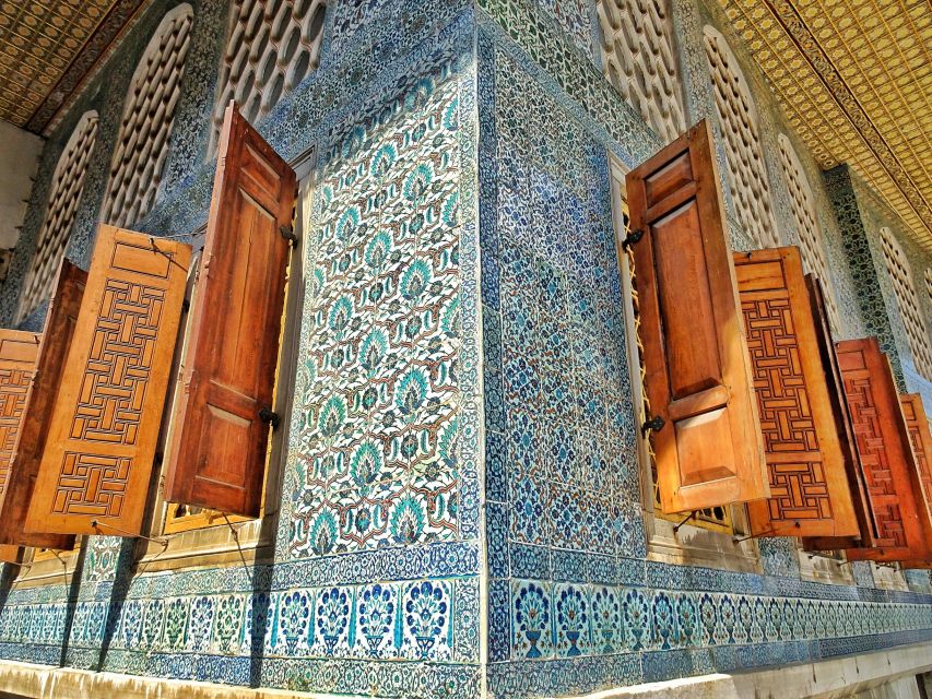 Istanbul: Private Tour of Topkapi Palace and Grand Bazaar - Frequently Asked Questions