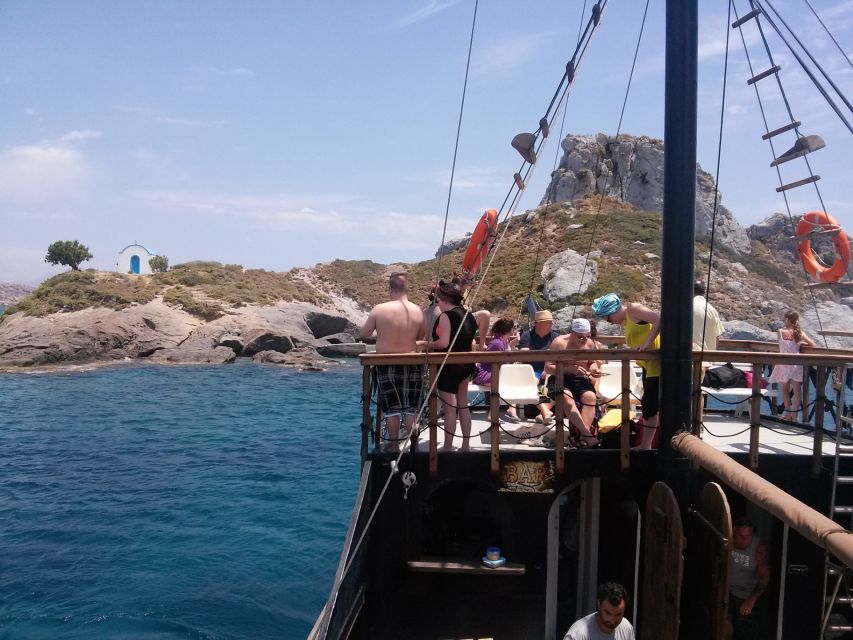 Kardamaina: 3-Bay Pirate Boat Cruise With BBQ Lunch - Lunch Menu Options