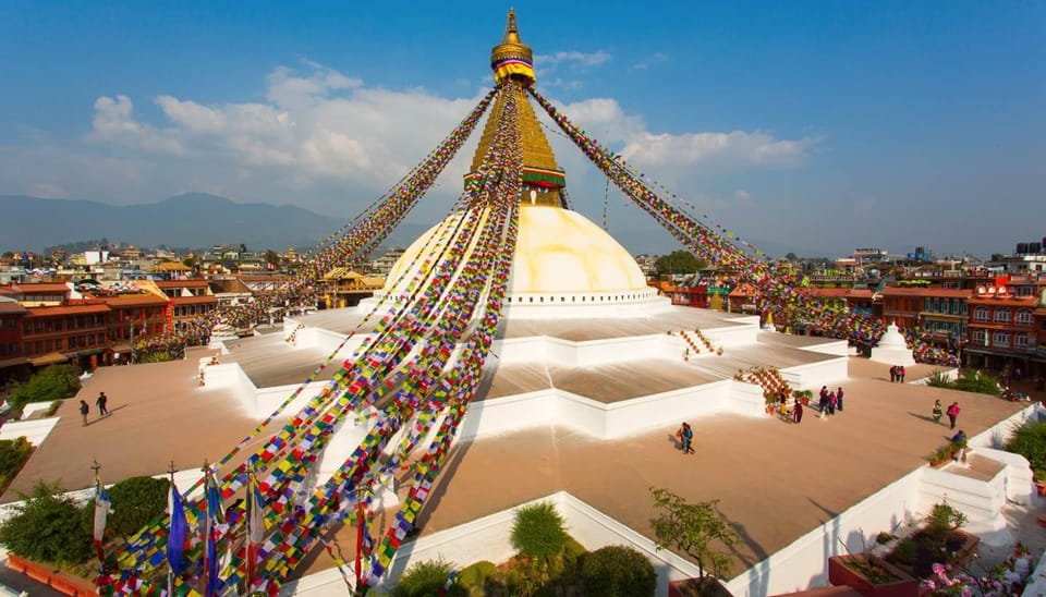 Kathmandu: Private 7 UNESCO Heritage Sites Day Tour - Swayambhunath Temple Insights