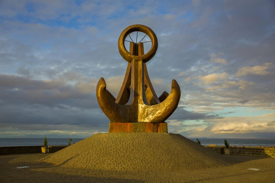 Keflavik Cultural & Coastal Stroll Walking Tour - Coastal Scenery