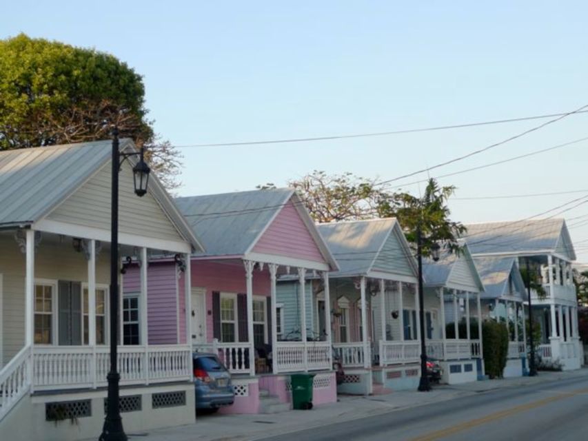 Key West: Self-Guided Old Town Treasures Walking Tour - Sloppy Joes Hemingway Hangout