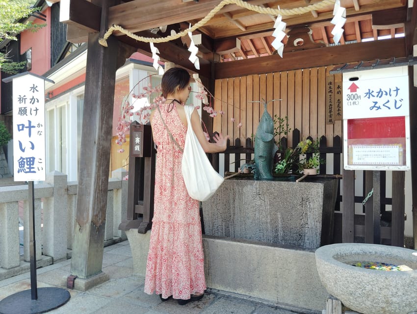 Kobe: Uroko-no-ie & Kitano Tenman Shrine - Scenic Tour - Booking and Cancellation Policy