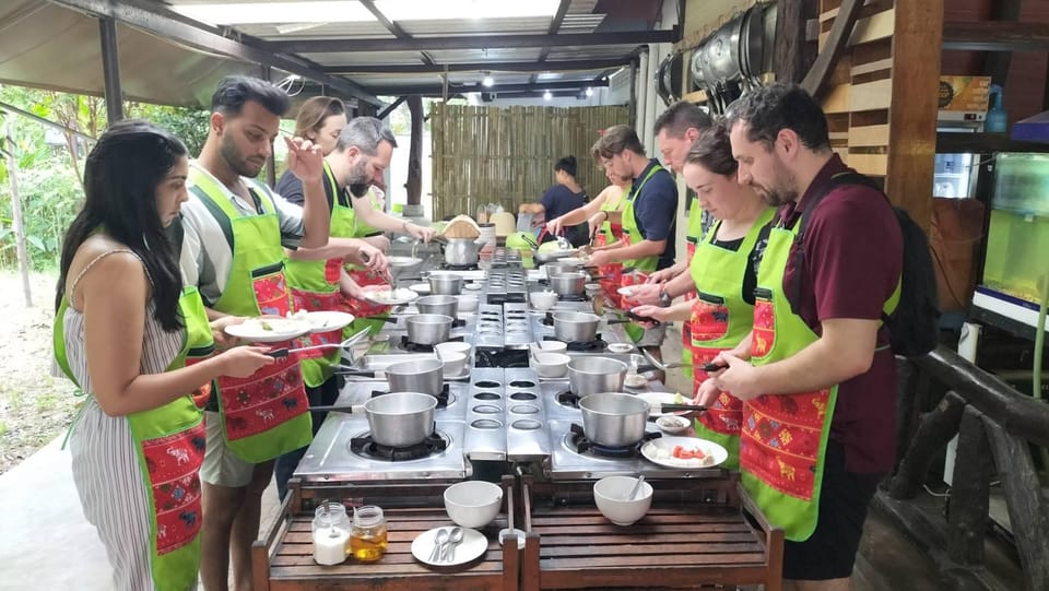 Krabi : Authentic Thai Cooking Class With Market Tour - Customer Reviews and Ratings