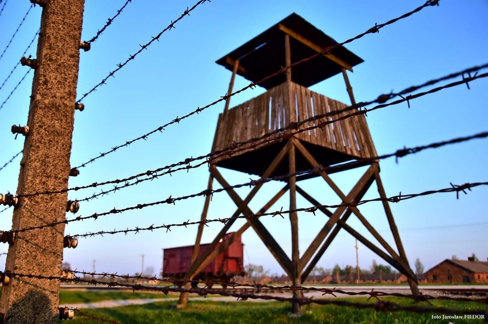 Krakow: Auschwitz-Birkenau Extended Guided Tour & Options - Booking Details