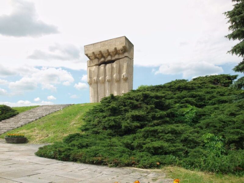 Krakow: River Cruise & Plaszow Concentration Camp Tour - What to Expect