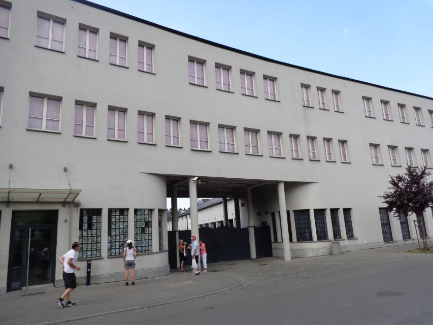 Krakow: Skip-the-line Oskar Schindler's Museum Private Tour - Booking Process