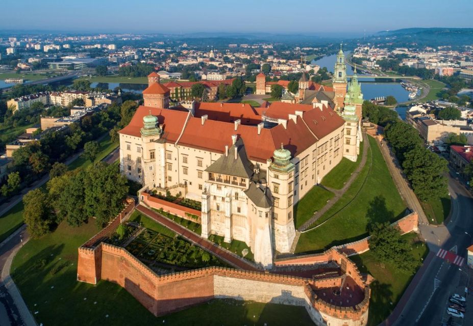 Krakow: Wawel Hill, St. Mary's Church & Underground Museum - Meeting Point Details