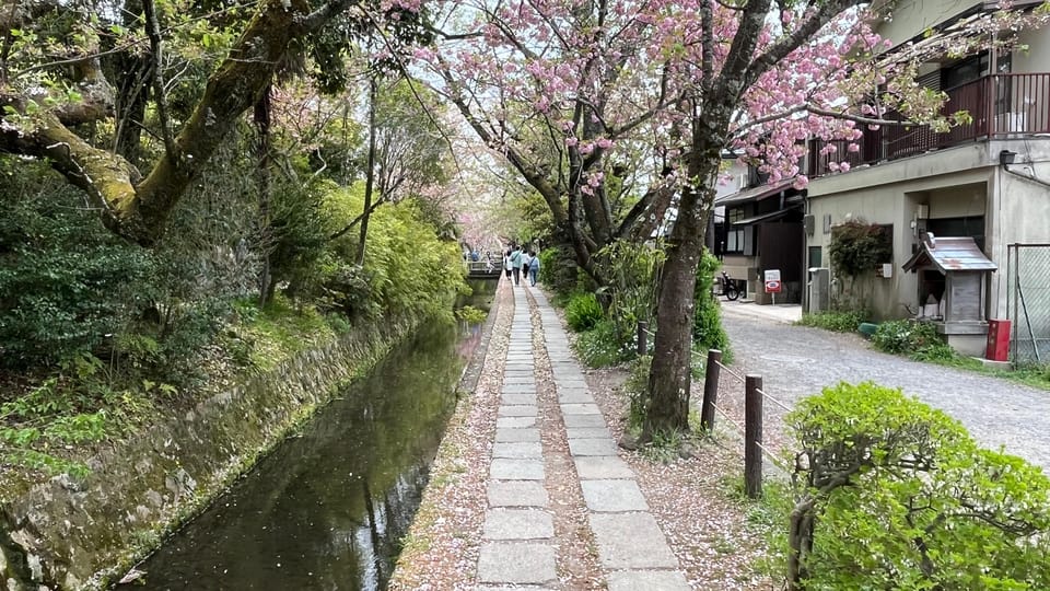 Kyoto: 4-Hour Private Guided Tour of the Silver Pavilion - Discovering the Silver Pavilion