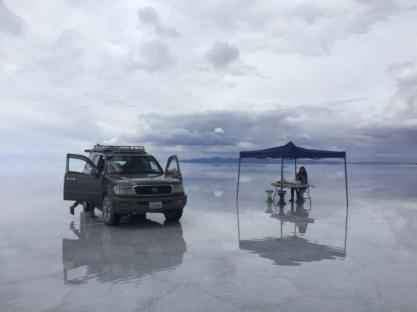 La Paz: 3 Days 3 Nights Salar De Uyuni Tour by Air - Day 3: Geysers and Landscapes