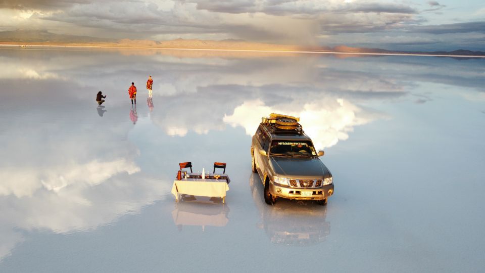 La Paz: Uyuni Salt Flats & Lagoon Share Trip (Private Room) - Day 3: Lagoons and Desert Adventures