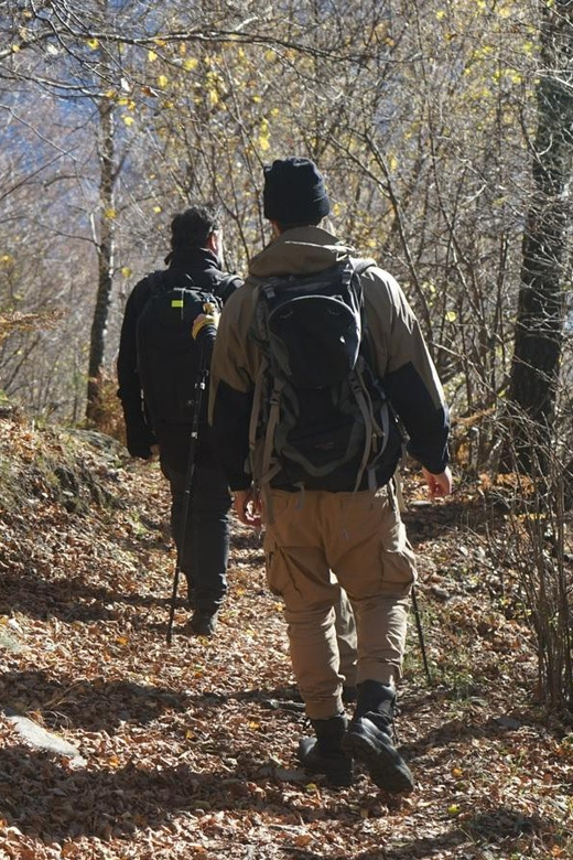 Lake Maggiore: Smugglers Trekking Across the Border - Crossing the Border