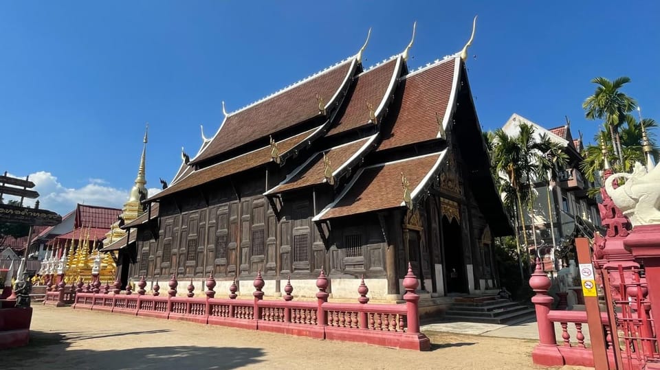 Lanna Heritage Walking Tour: A Journey Through History - Chiang Mais Role and Teak Industry