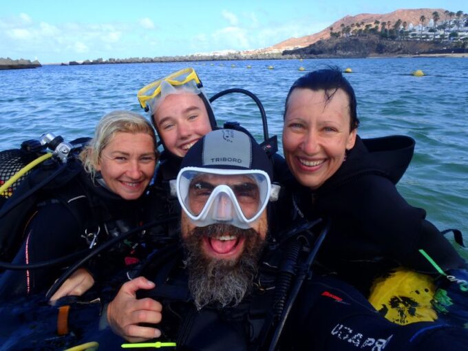 Lanzarote: 2-Dive Package in Playa Blanca - Certified Divers - Accessibility