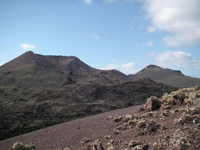 Lanzarote: Guided Volcano Hike With Transfers - Volcanic Landscape Admiration