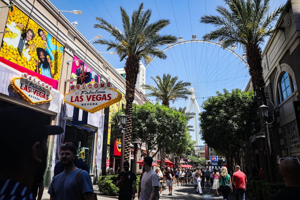 Las Vegas Strip Walking Tour With High Roller - Starting Location