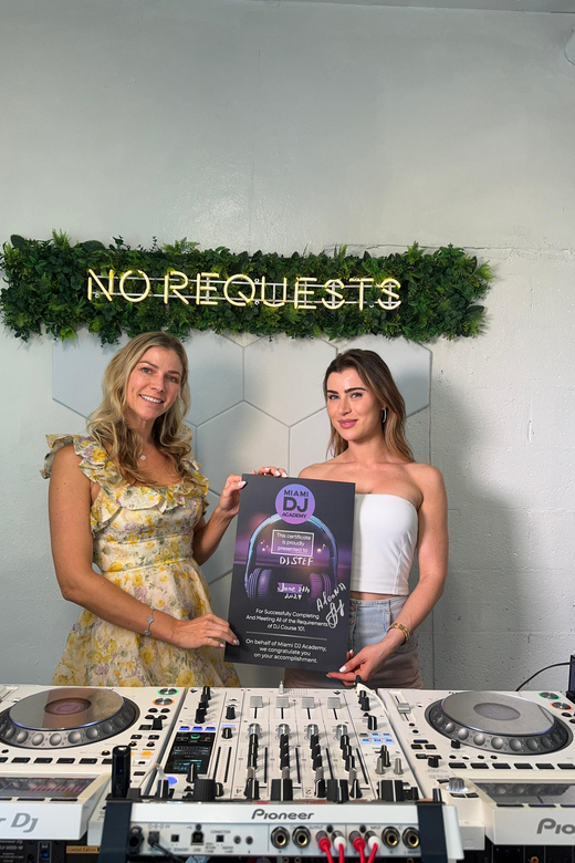 Learn DJ in One Hour Experience - Booking and Cancellation Policies