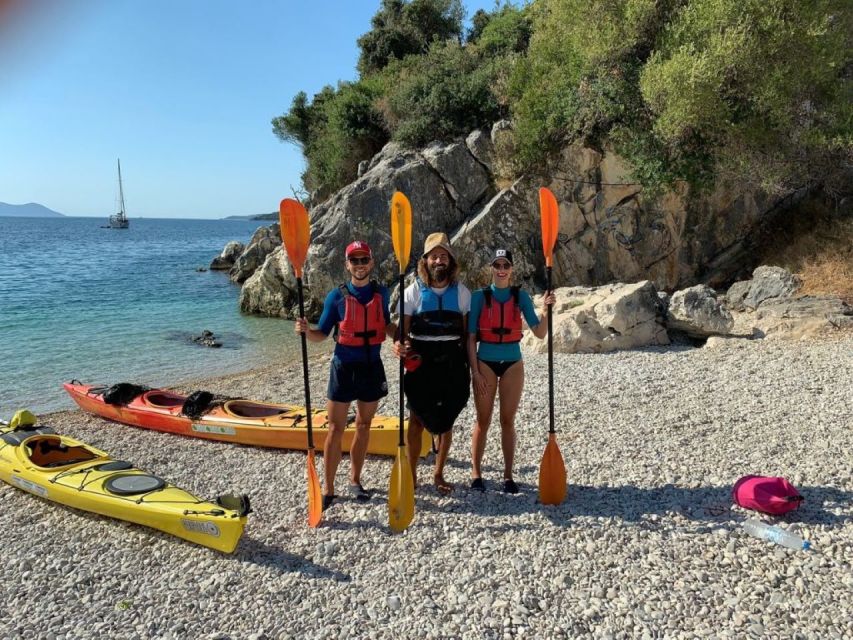 Lefkas, Nydri: Kayaking Day Trip to Scorpios and Meganisi - Exploring Valaoritis Islet