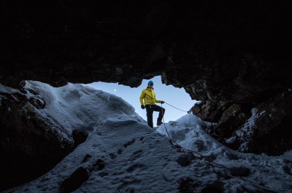 Leidarendi Cave: Lava Tunnel Caving From Reykjavik - Inclusions of the Caving Experience