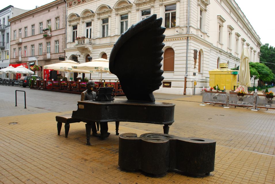 Lodz Old Town Highlights Private Walking Tour - Language and Accessibility Options