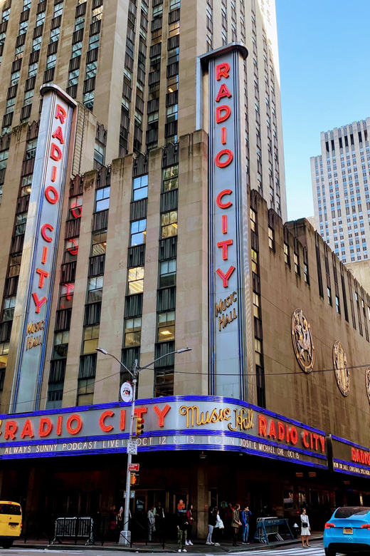 Midtown Manhattan; the Holiday Tour Includes Top of the Rock - Booking and Cancellation Policy