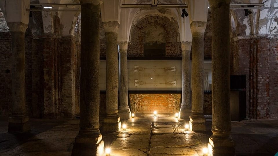 Milan: Crypt of San Sepolcro Guided Tour With Entry Ticket - Availability and Booking