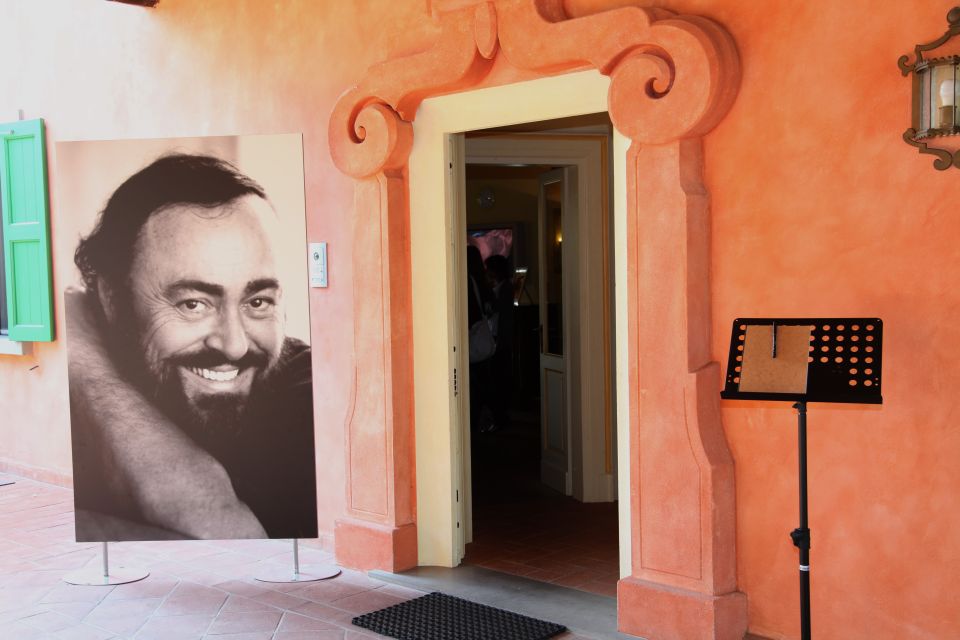 Modena: Luciano Pavarotti House Museum Entry Ticket - Accessibility Features