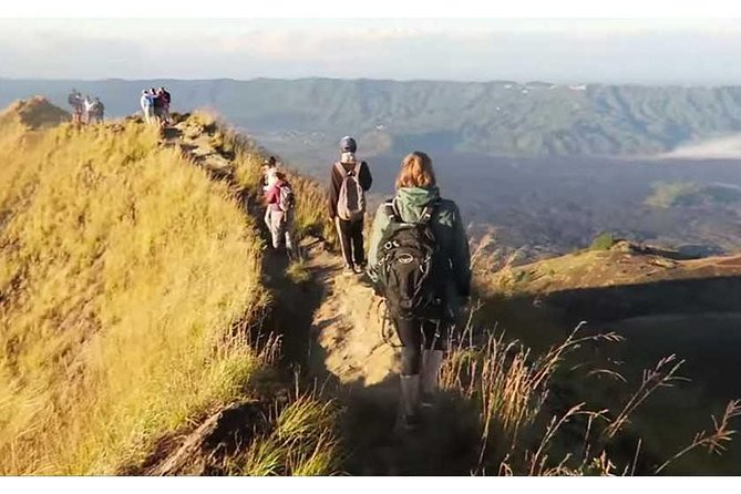 Mount Batur Sunrise Trekking With Hotel Transfers - Tips for an Enjoyable Trek