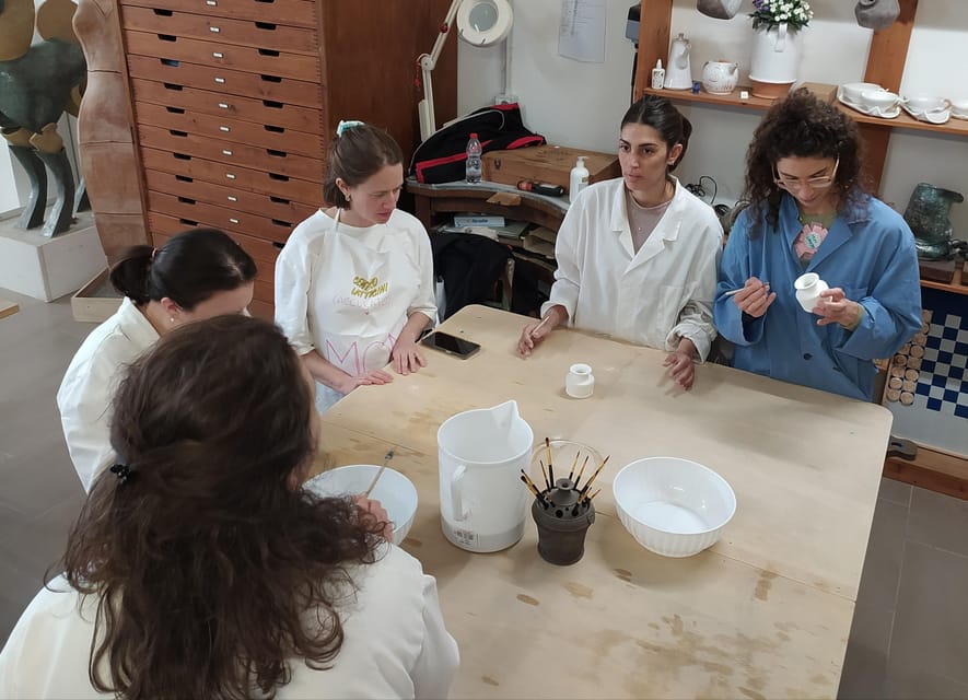 Mugello, Tuscany. Majolica Decoration Technique Workshop. - Included Materials and Equipment