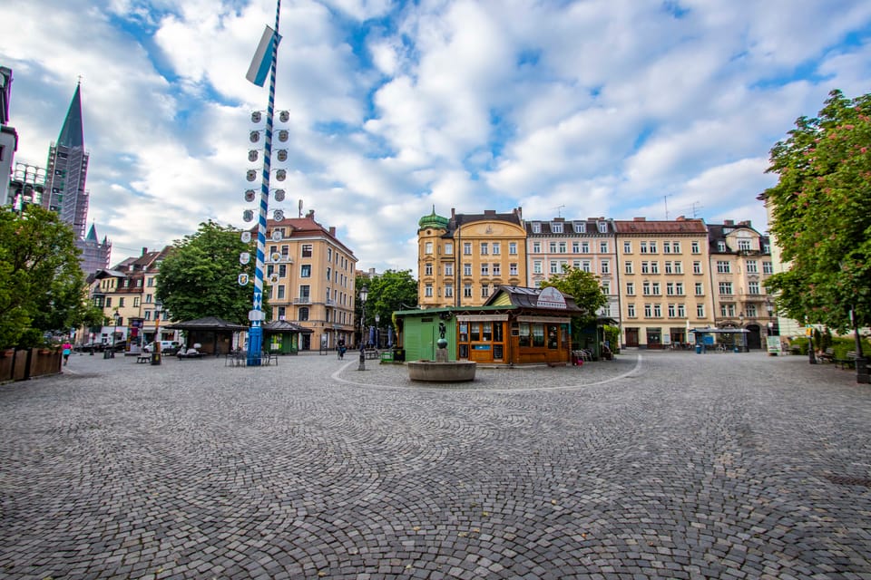 Munich: Art and Culture Walking Tour With a Local Guide - Meeting Point and Inclusions