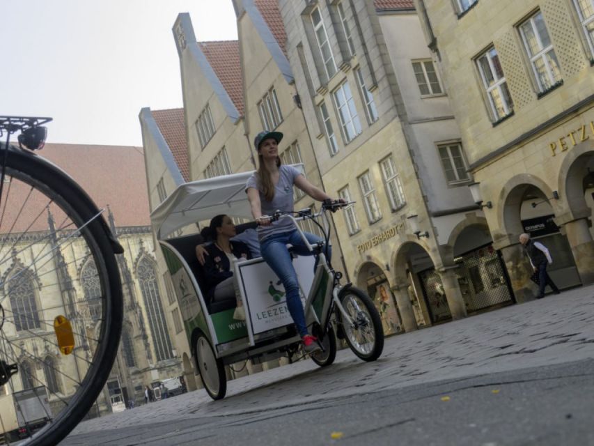 Münster: Private Guided Rickshaw City Tour - Experiencing Medieval History