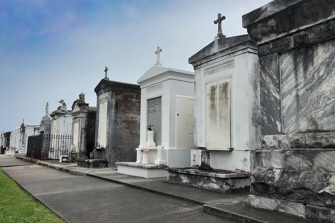 New Orleans Cemetery Tour - Notable Cemetery Sites