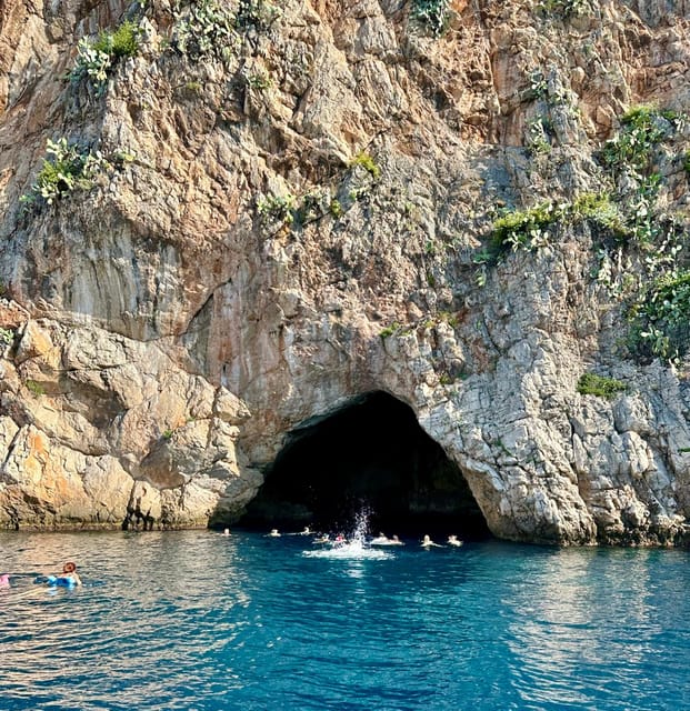 Nice: Mala Caves, Villefranche & Snorkeling Boat Tour - What to Bring