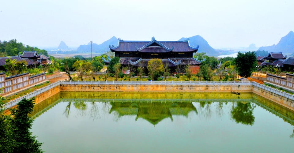 Ninh Binh: Bai Dinh Pagoda, Trang An, and Mua Cave Tour - Lunch at Local Restaurant