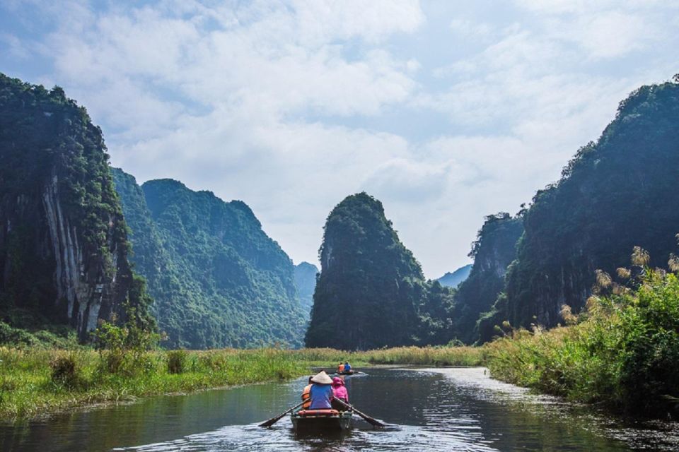 Ninh Binh: Day Tour With Boat Trip and Mua Cave Hiking - Important Travel Tips