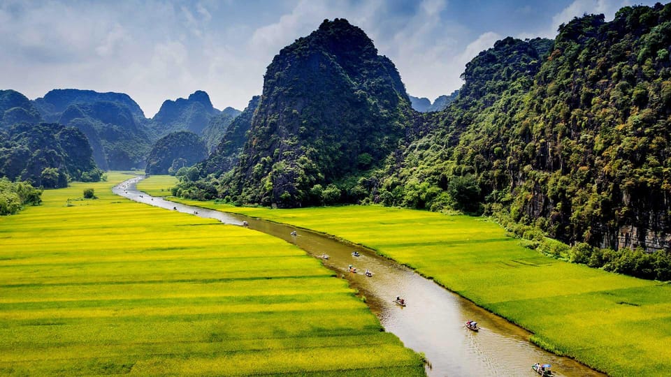 Ninh Binh Day Trip: Hoa Lu - Trang An or Tam Coc - Lunch at Ninh Binh Excursion Restaurant