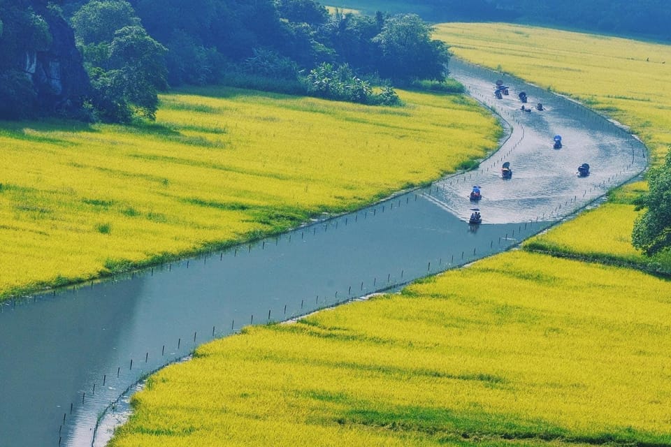 Ninh Binh: Trang An, Mua Cave, and Hoa Lu Day Tour - Included Amenities