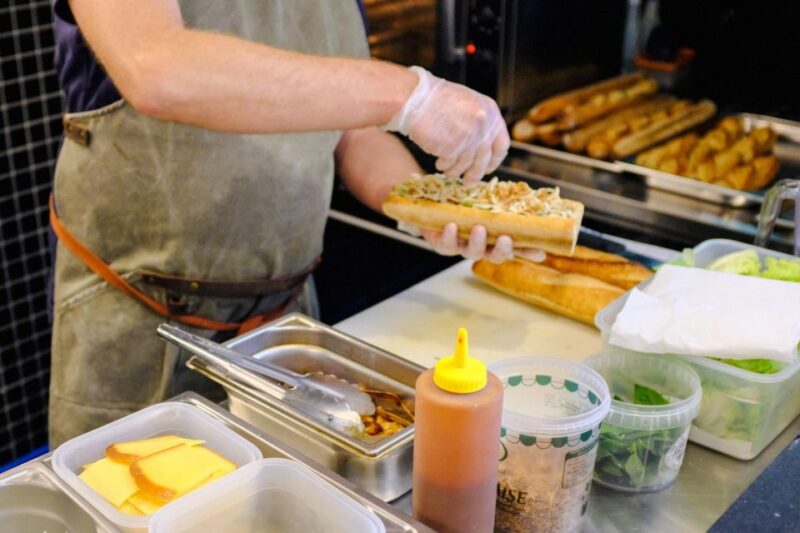 No Diet Club : Bordeaux Food Tour in Les Chartrons ! - Booking and Participant Information