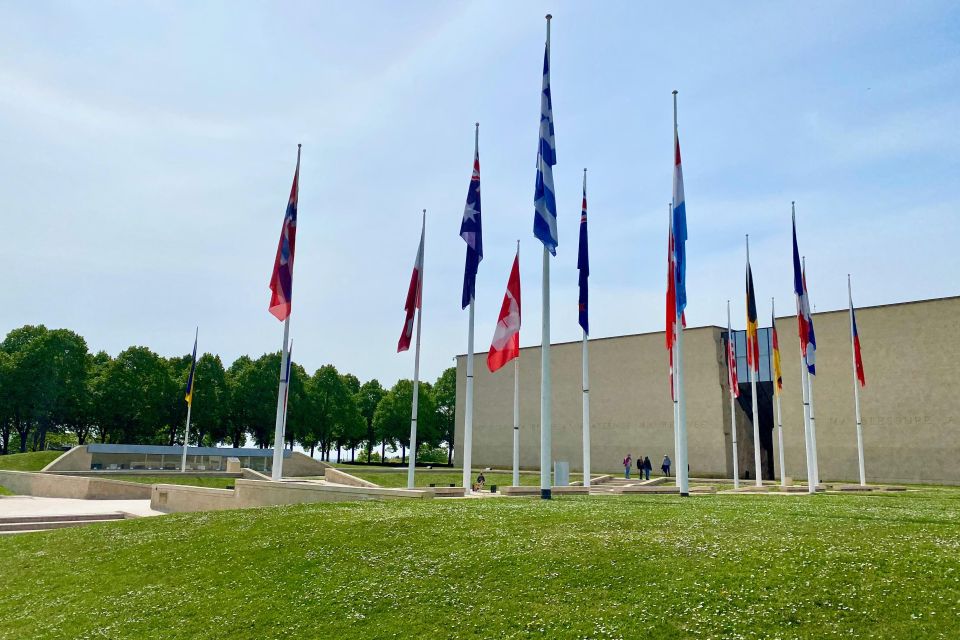 Normandy D-Day Landing Beaches Small-Group Trip From Paris - Transportation and Comfort