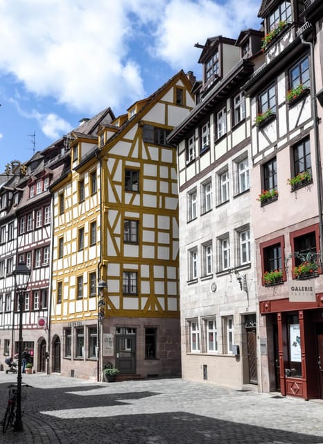 Nuremberg - Old Town Historic Walking Tour - Hauptmarket