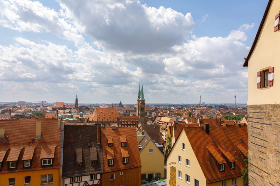 Nuremberg: Private Architecture Tour With a Local Expert - Meeting Point and Duration