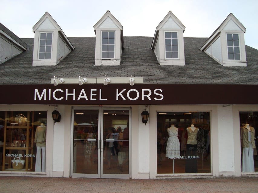 NYC: Woodbury Outlets Private Shopping Tour - Optional Services