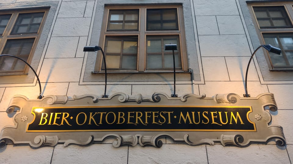 Oktoberfest Museum Visit and Beer Tasting With Sommelier - Important Information