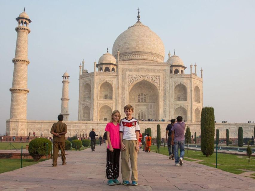 One-Way City Transfer to and From Agra & Delhi - Inclusions and Amenities